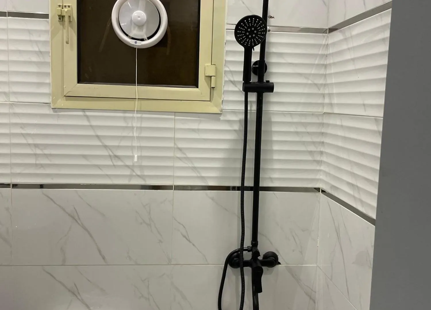 استديو هادئ مودرن Modern Studio بالملقا Riyadh Apartment