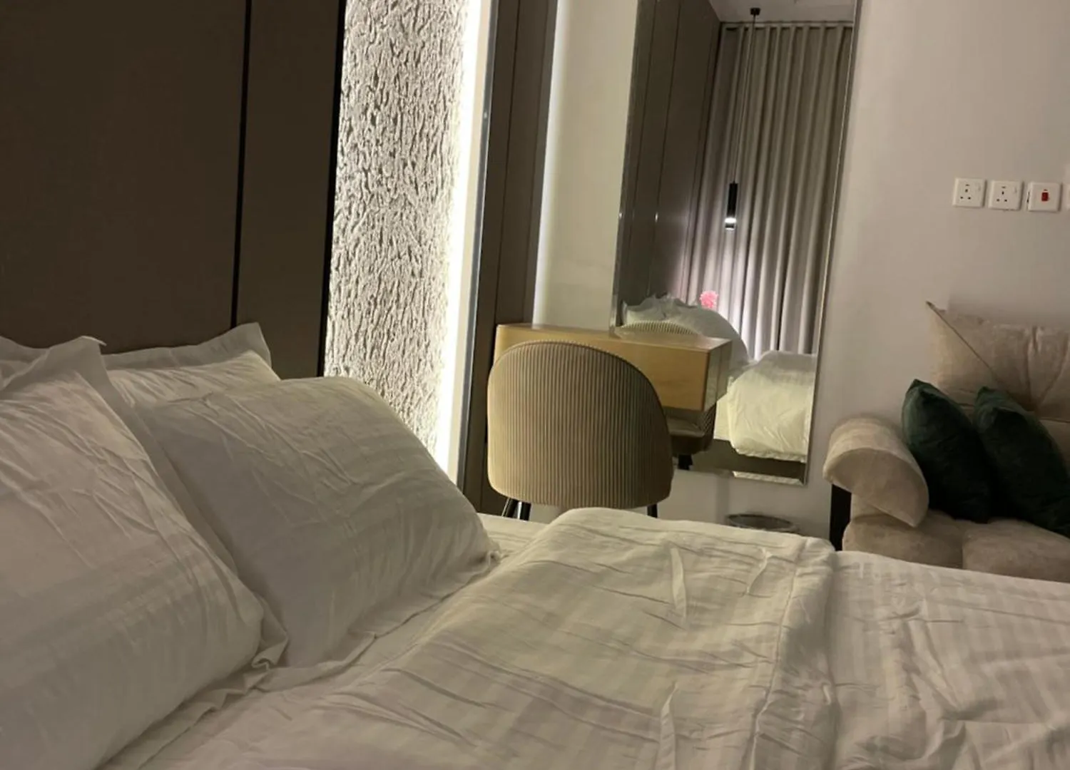 Apartment استديو هادئ مودرن Modern Studio بالملقا Riyadh